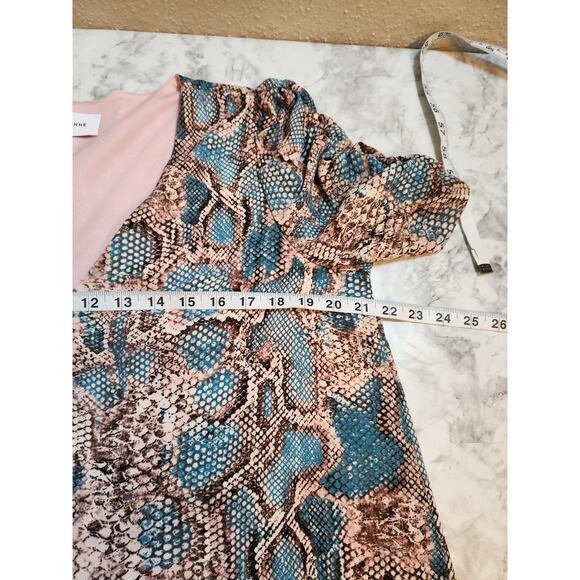 Adrienne Women's Blue Pink Snakeskin Print Short Sleeve V-Neck Blouse Size Large - Picture 4 of 5